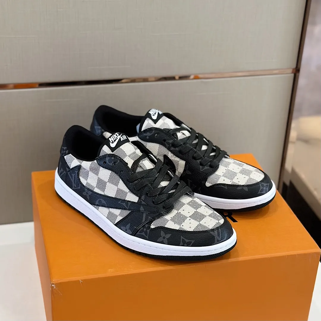Men's shoes 💰p440 "*OUIS *UITTO* Nike" new original drawer box, co-branded low-top casual sneakers, this sneaker is completely made of denim canvas splicing leather, decorated with Louis Vuitton's iconic monogram and Damierl pattern with natural cowhide piping. The upper of this shoe combines LV’s most classic Monogram and Damier elements, giving it a sense of luxury and recognition! Size: 38-45